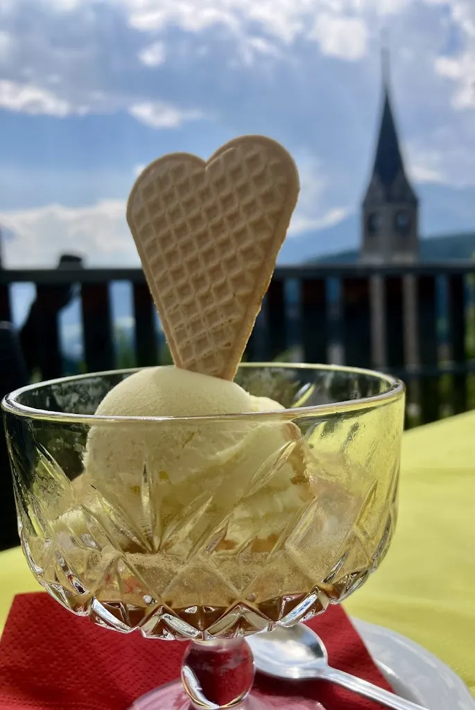 Restaurant Bar Stern_Lauregno_slider_image_2