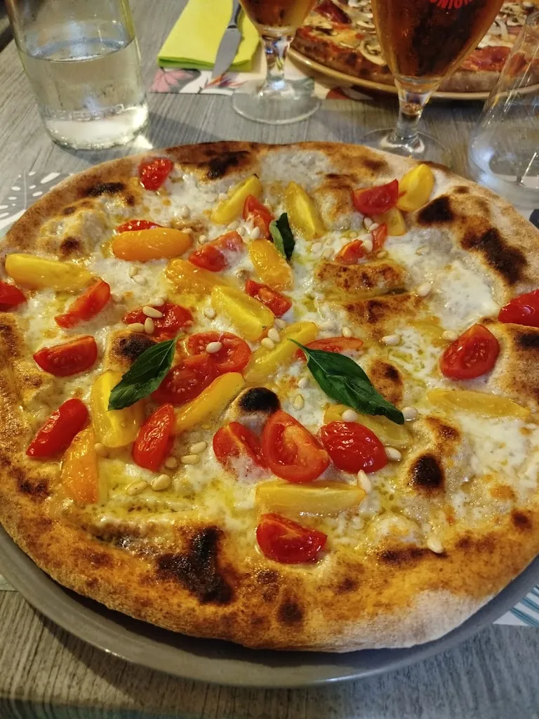 La Cascina_Maglie_slider_image_3