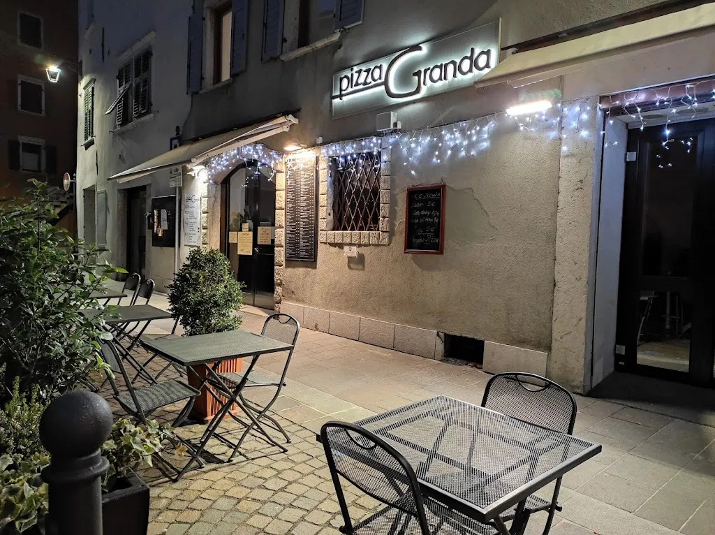 Pizza Granda restaurant in Lavis