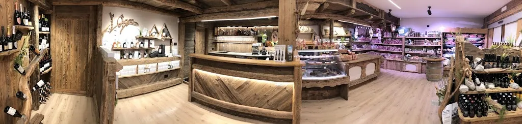 “La Baita dello Speck” Levico Terme-Canazei-Campitello di Fassa_Levico Terme_slider_image_1