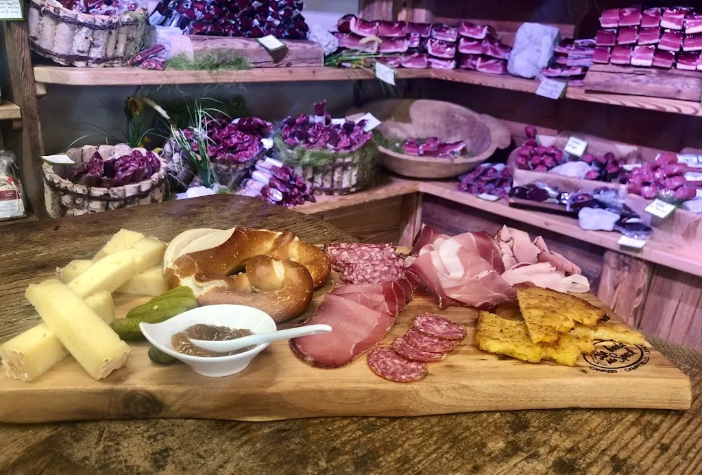 “La Baita dello Speck” Levico Terme-Canazei-Campitello di Fassa_Levico Terme_slider_image_2