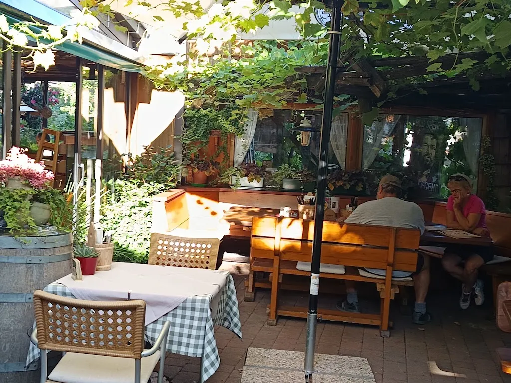 Restaurant Untergandlkeller_Lagundo_slider_image_3