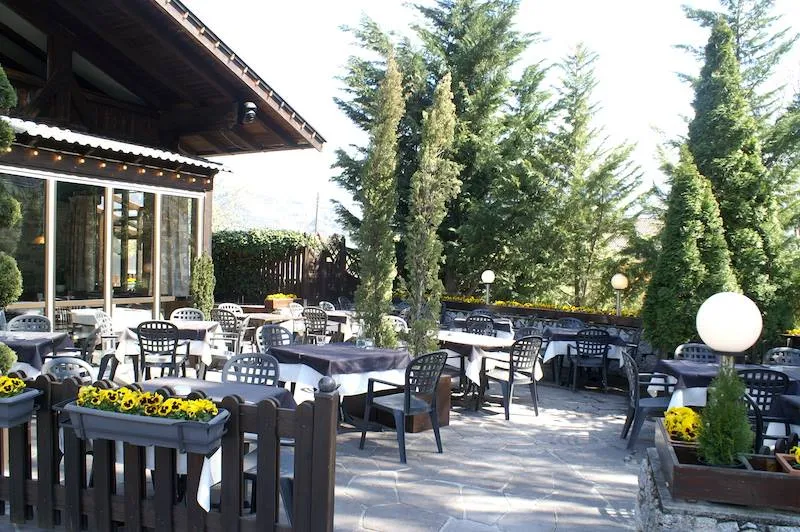 Römerkeller Algund restaurant in Lagundo