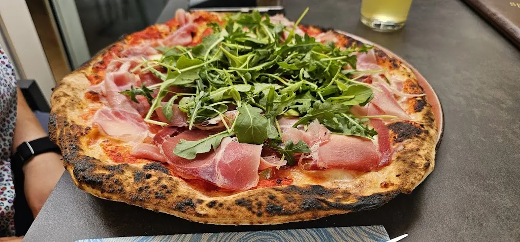 Restaurant Pizzeria Bruthendler_Lagundo_slider_image_2