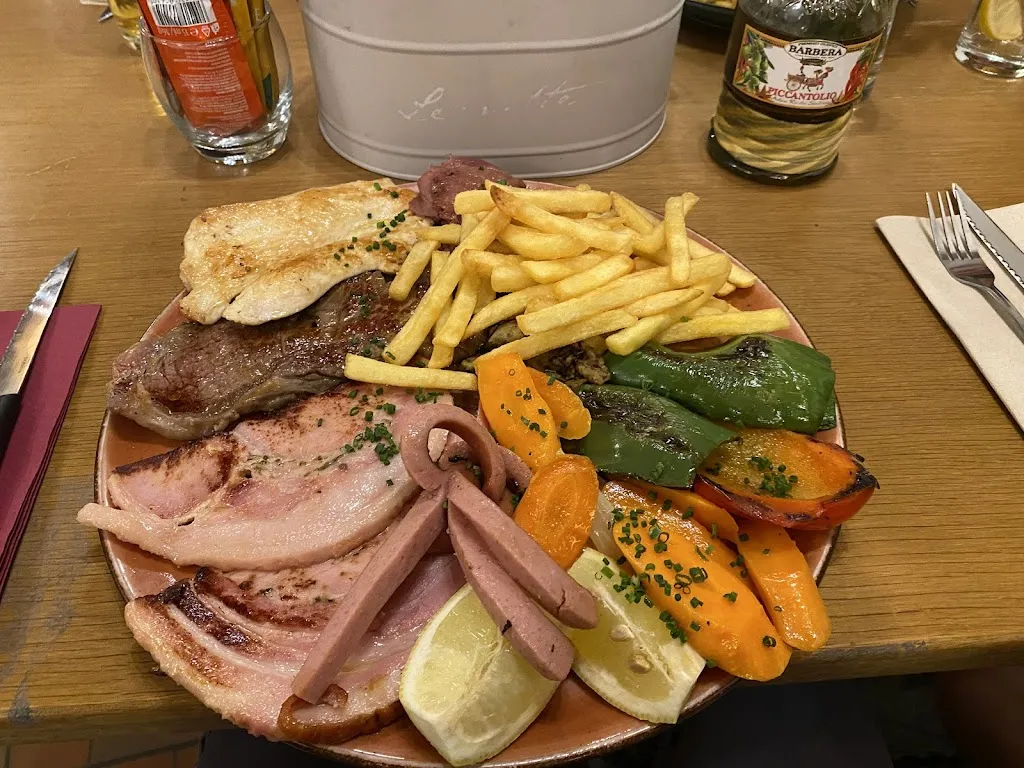 Restaurant Pizzeria Bruthendler_Lagundo_slider_image_3