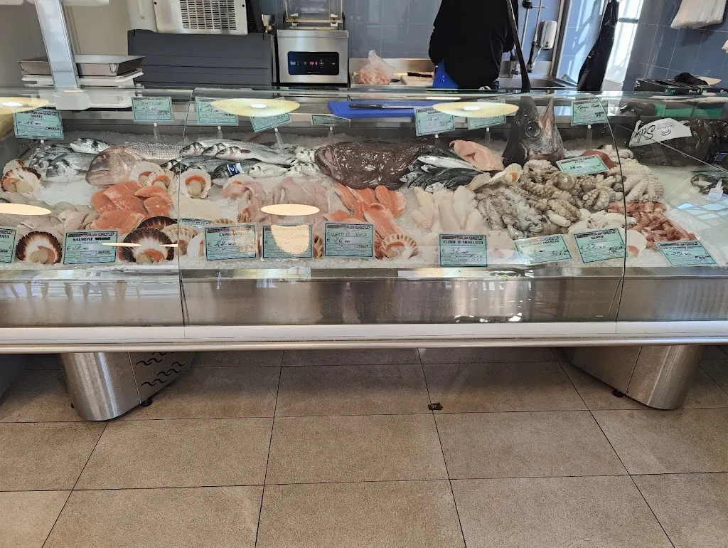 Pescheria DA CHECCO restaurant in Laives