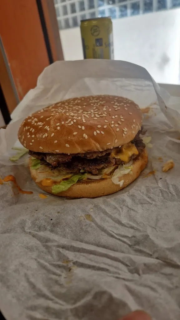 Menu_Burgers Shack_Laives_image_5