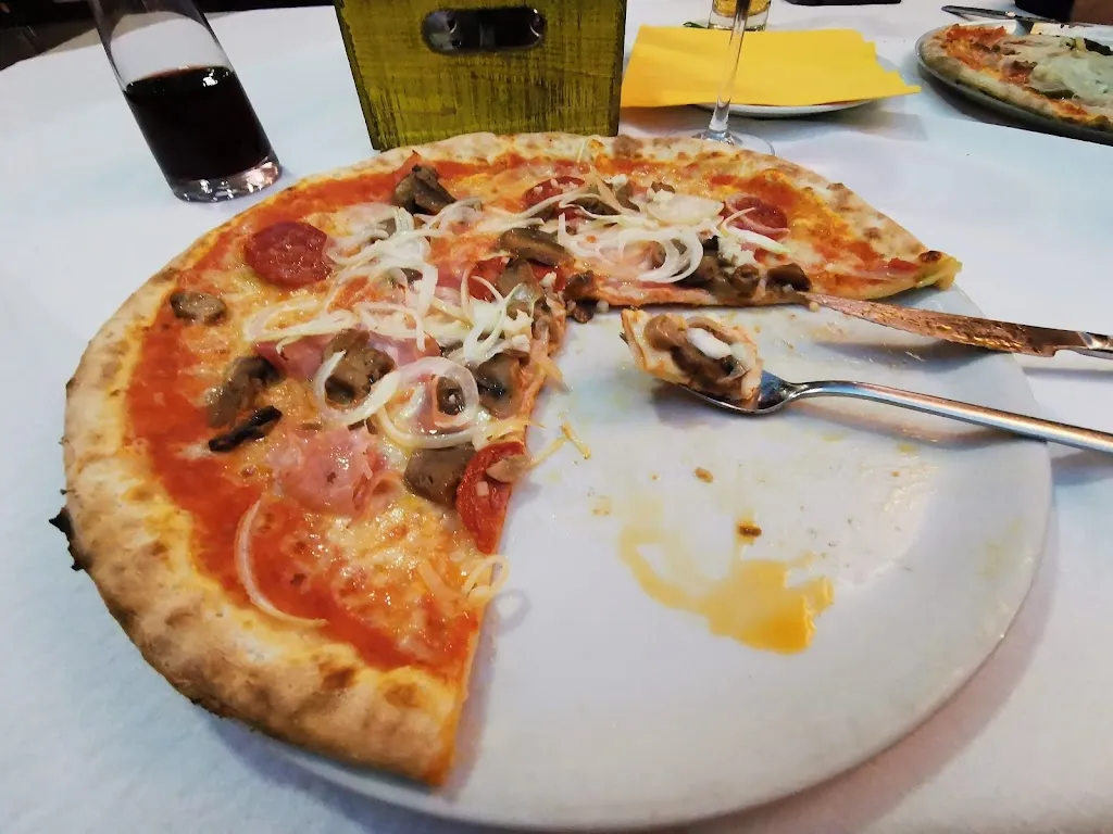 Anna Teršek_Restaurant - Pizzeria Moro_Laives_review