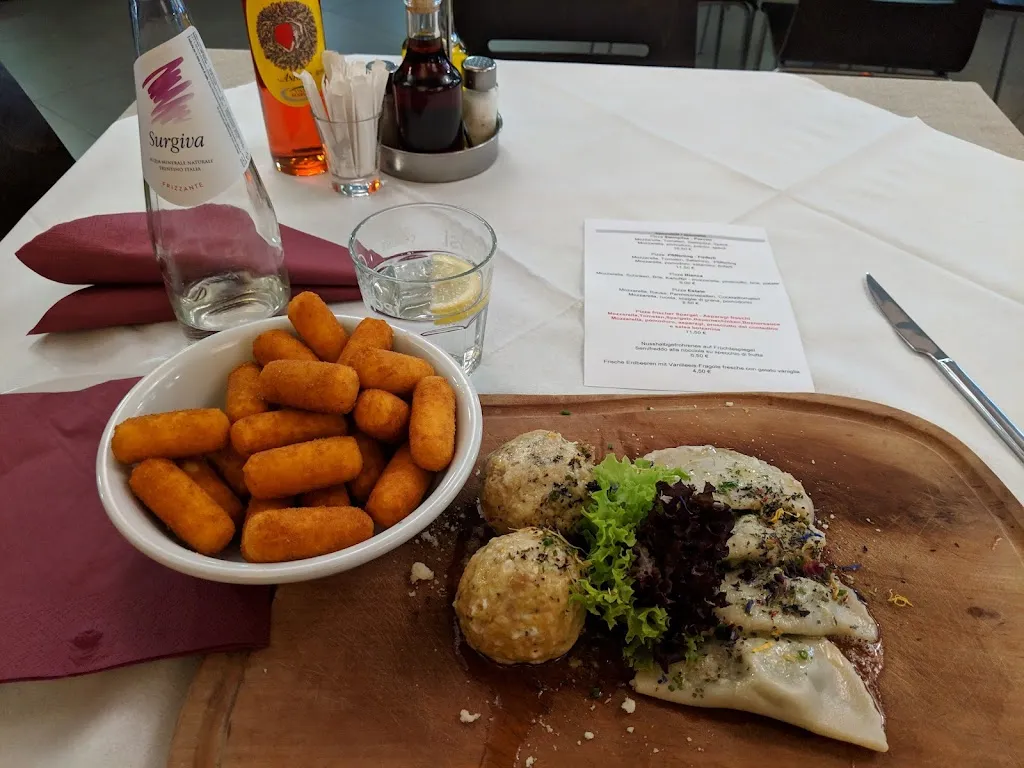 Eric Contreras_Restaurant - Pizzeria Moro_Laives_review