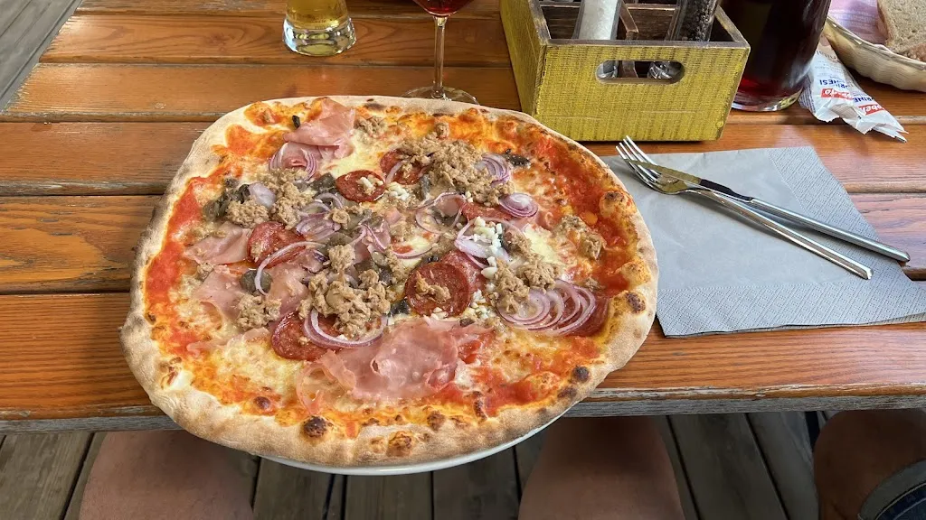 Restaurant - Pizzeria Moro_Laives_slider_image_3