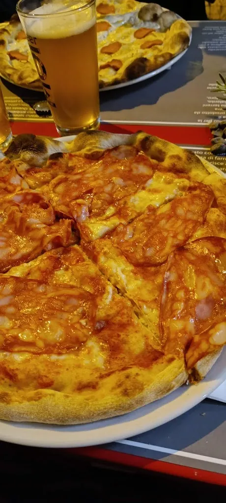 Alessandro Rizzello_Pinsieri_Maglie_review