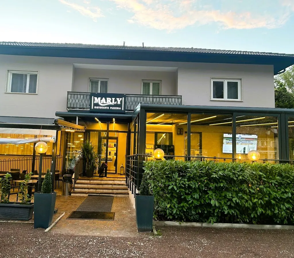 Ristorante Pizzeria Marly_Laives_slider_image_3