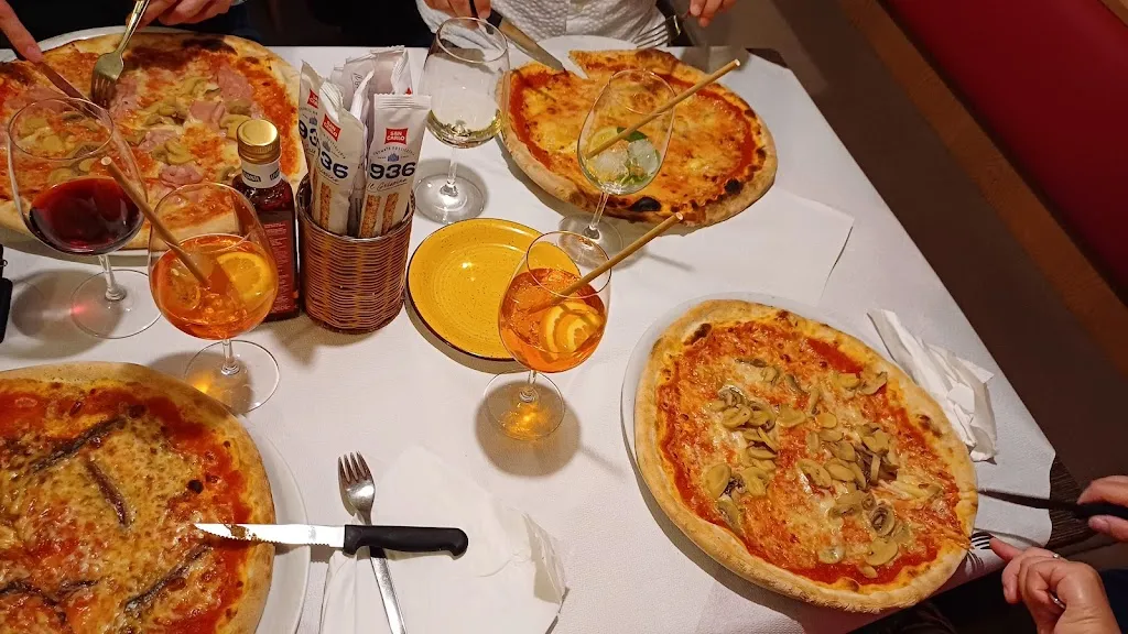 Conny X_Alpenrose_Laives_review