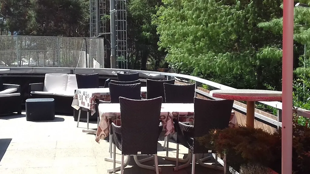 Sportcenter Brantenbach-Vallarsa restaurant in Laives