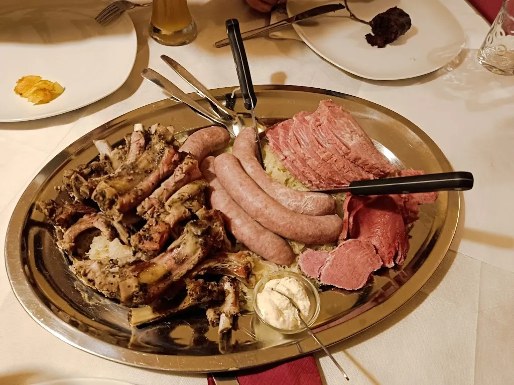 Menu_Buschenschank Schluntner_Laives_image_3