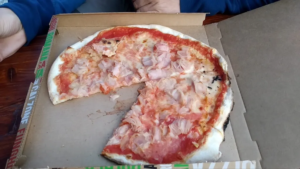 Pavel Janeček_Poker Pizza_Lodrone-Darzo_review