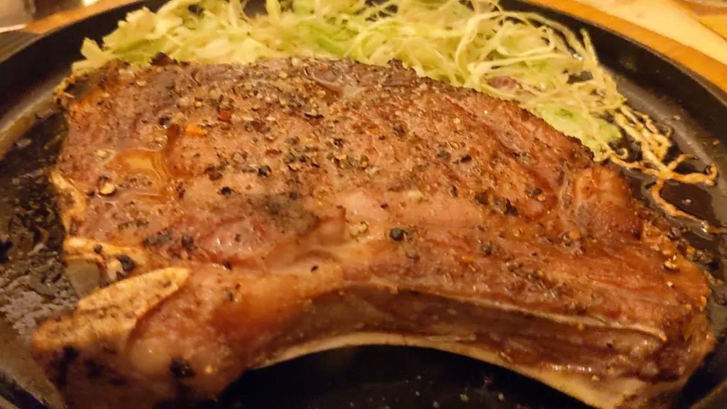 Guy Yiftach_Grill House De Mogno_Mazzin_review