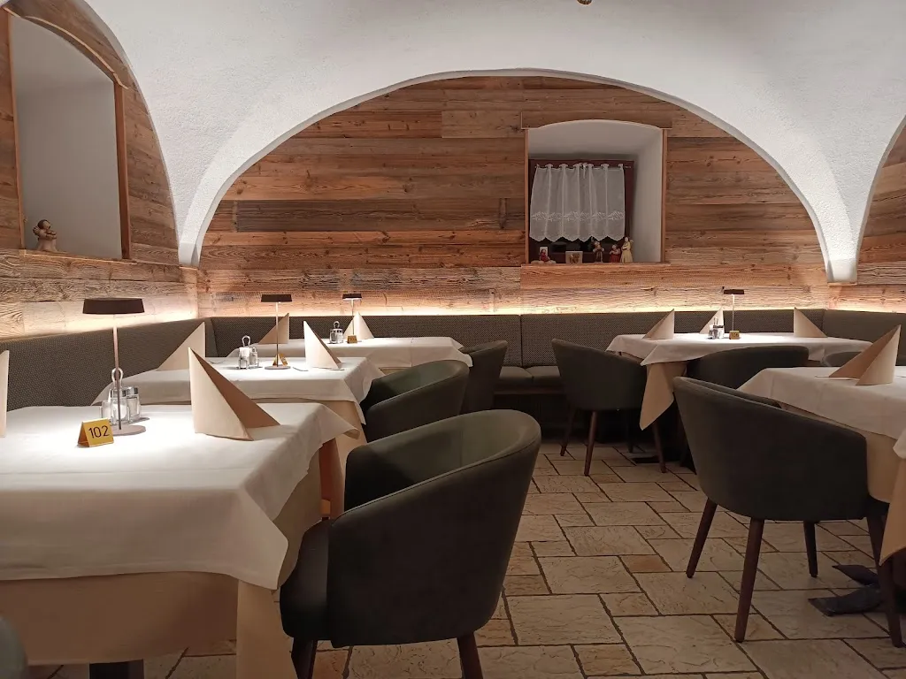 Pizzeria Udai restaurant in Mazzin