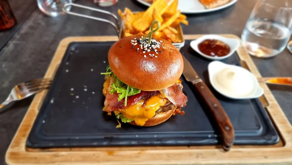 Menu_Restaurant Pizza Steakhouse Anny_Marlengo_image_9