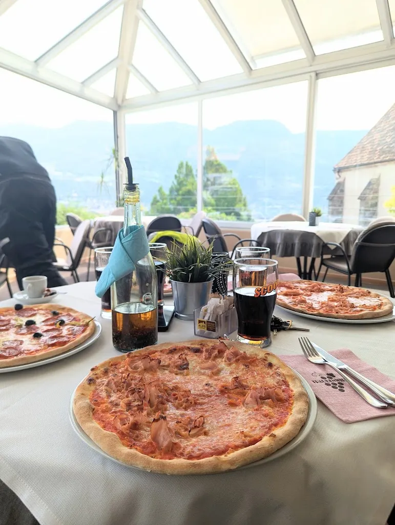 Ge Pe_Traubenwirt Restaurant Pizzeria_Marlengo_review