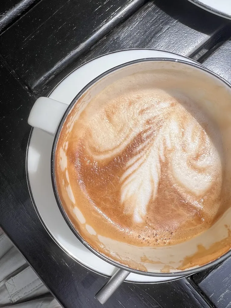 Olga Z_IM KULT_Marlengo_review