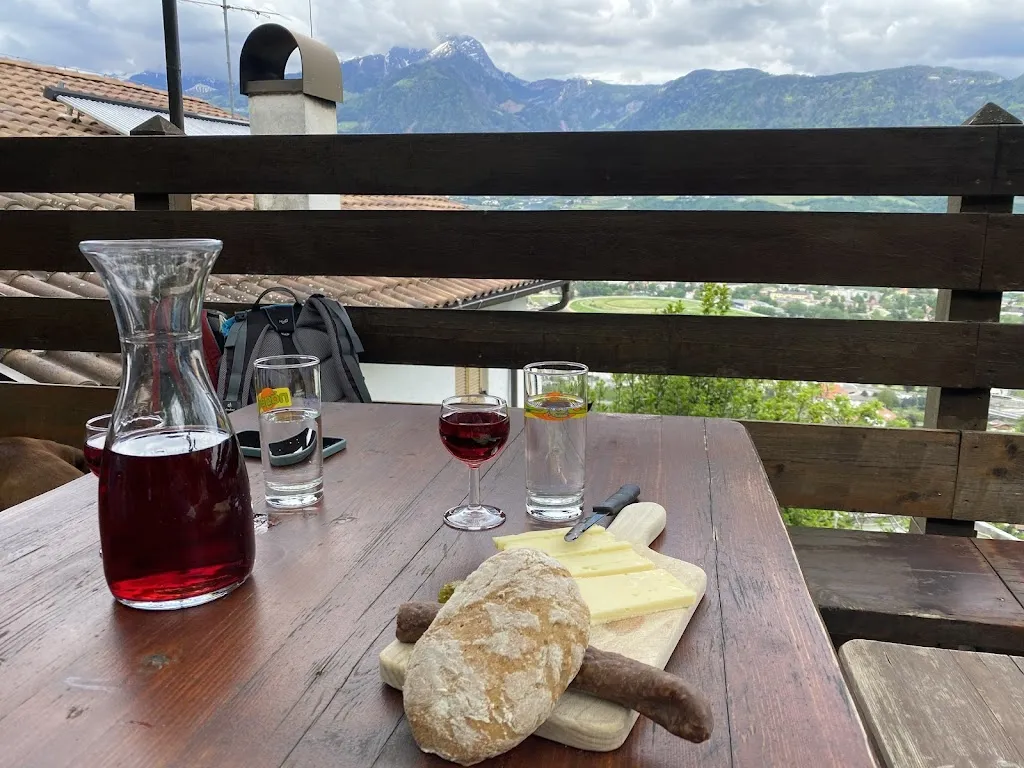 Buschenschank Larchwalderhof_Marlengo_slider_image_2