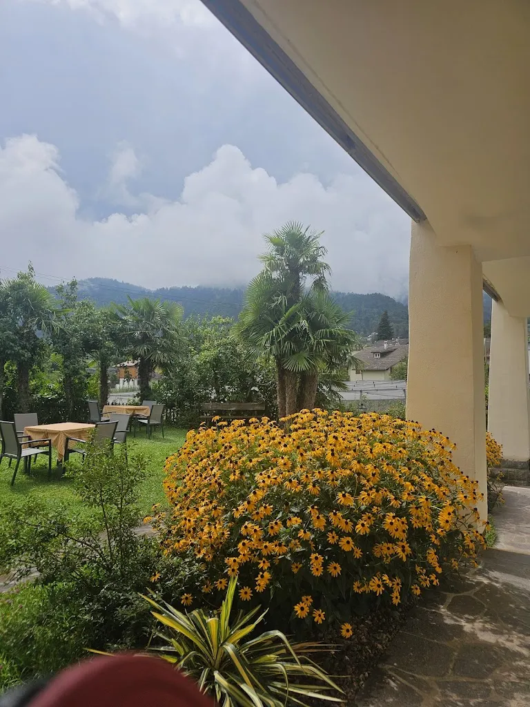 Jo H_PENSION FELSENEGG_Meltina_review