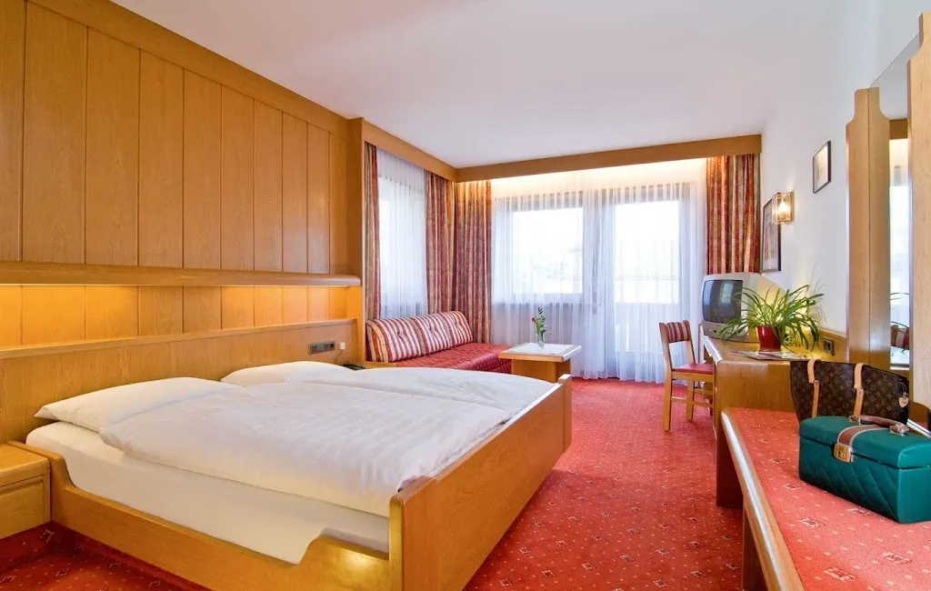 Hotel Schwarzer Adler_Meltina_slider_image_2