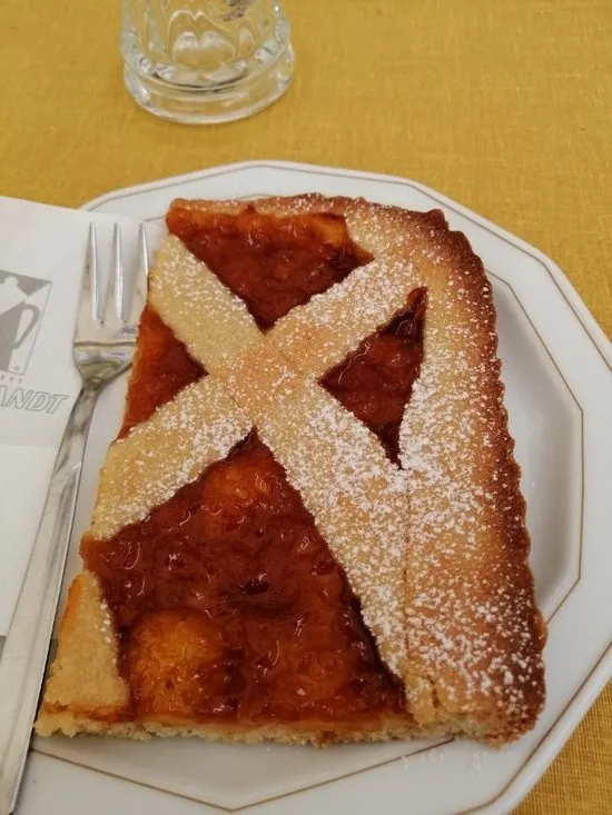 Trattoria Il Montanaro Esigente_Malosco_slider_image_1