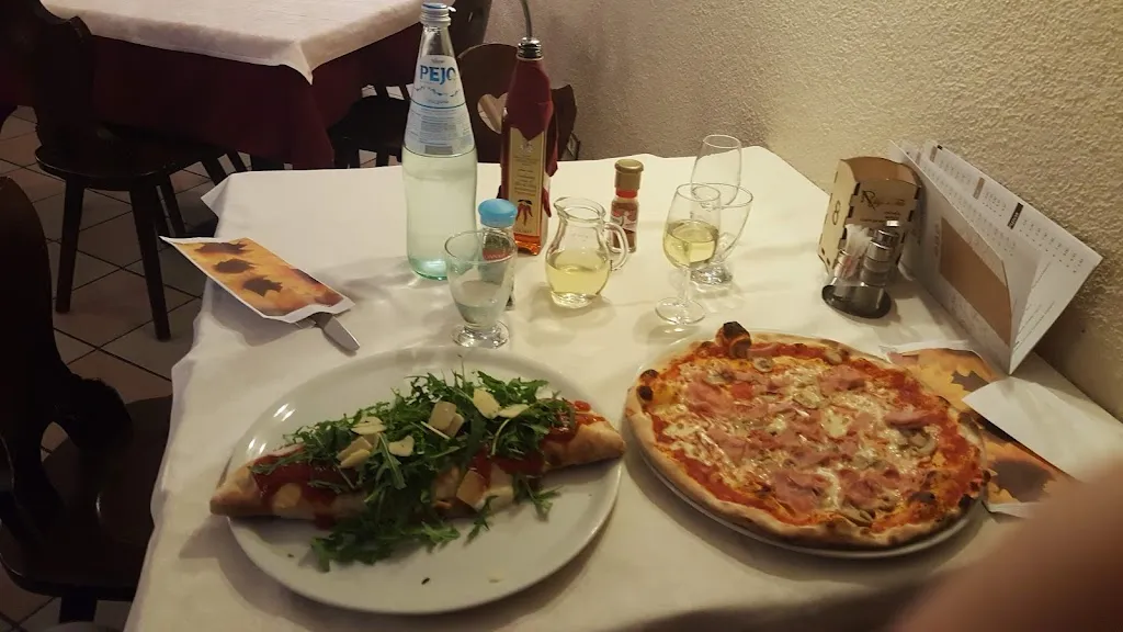 Philip Fite_Pizzeria - SpeckKeller 