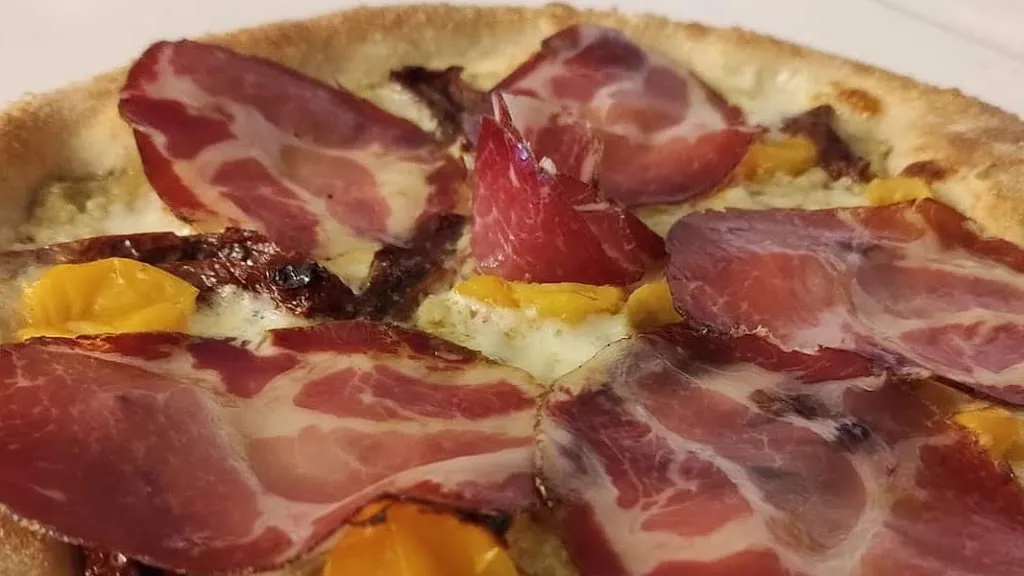 Agapè_Maglie_slider_image_3