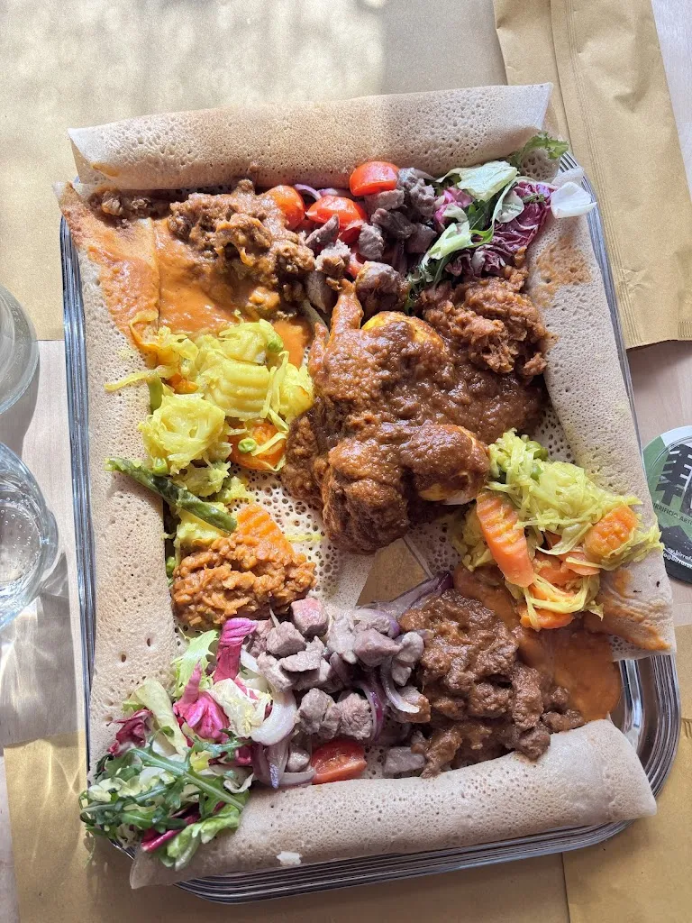 stefano micheletti_Al Centro_Malosco_recensione