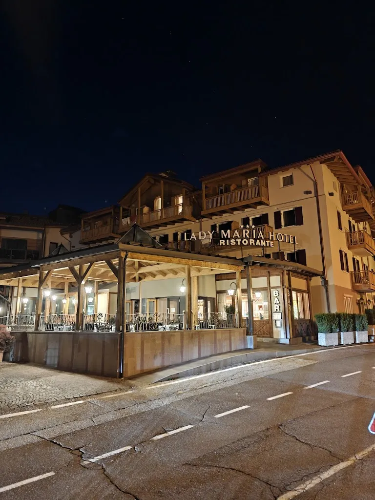 Ristorante Lady Maria_Malosco_slider_image_2