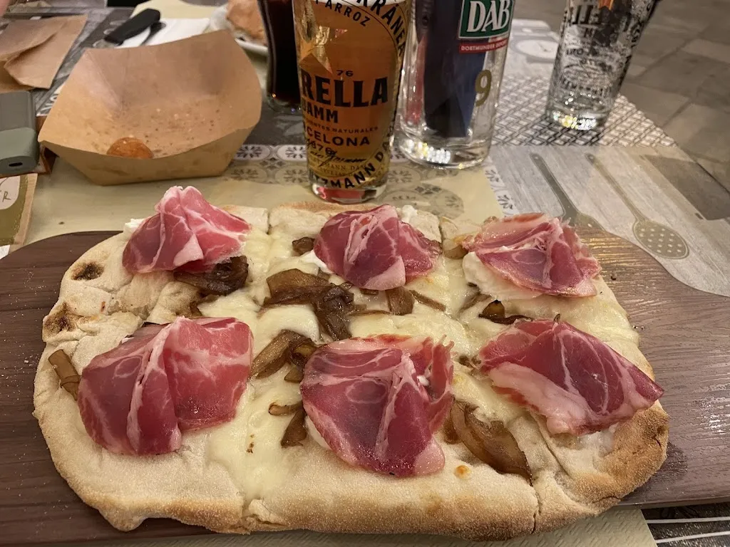 Matteo Nardin_The Lawyer's Pub_Maglie_recensione