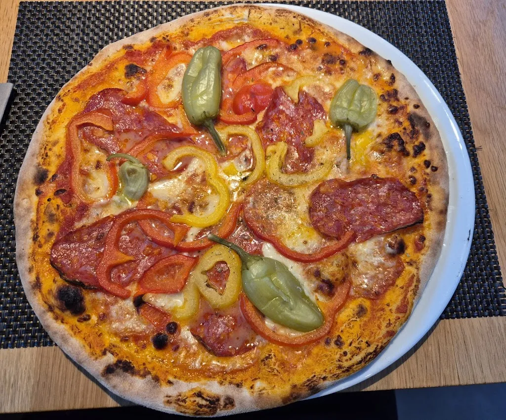 Pizzeria Hallenbad Mals_Malles Venosta_slider_image_2