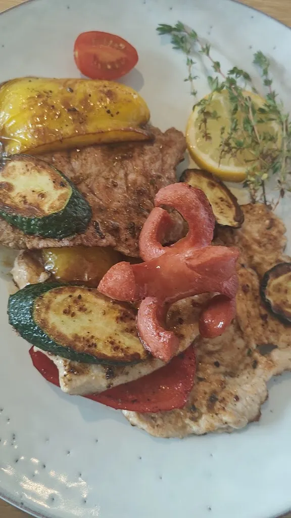 Calva Restaurant B&B Apartments_Malles Venosta_slider_image_2