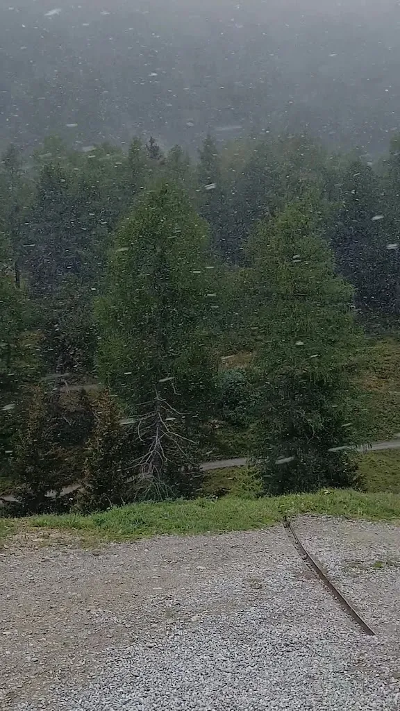 Giacomo Garuti_Bruggeralm_Malles Venosta_review