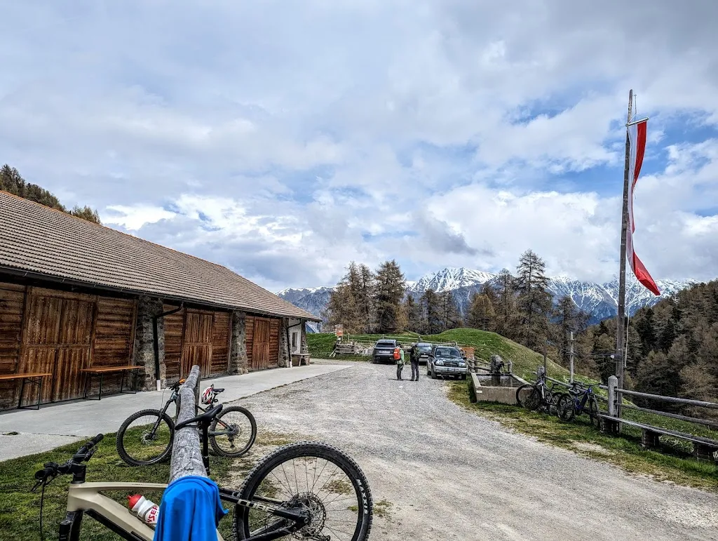 S**** S****_Bruggeralm_Malles Venosta_review