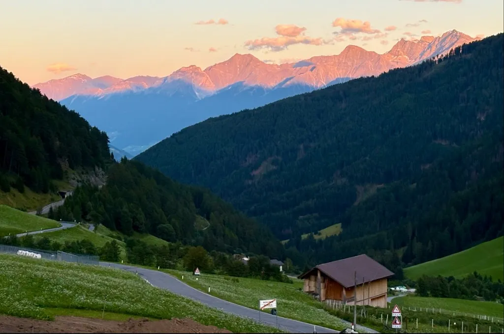 Thomas Kübler_Anigglhof_Malles Venosta_review