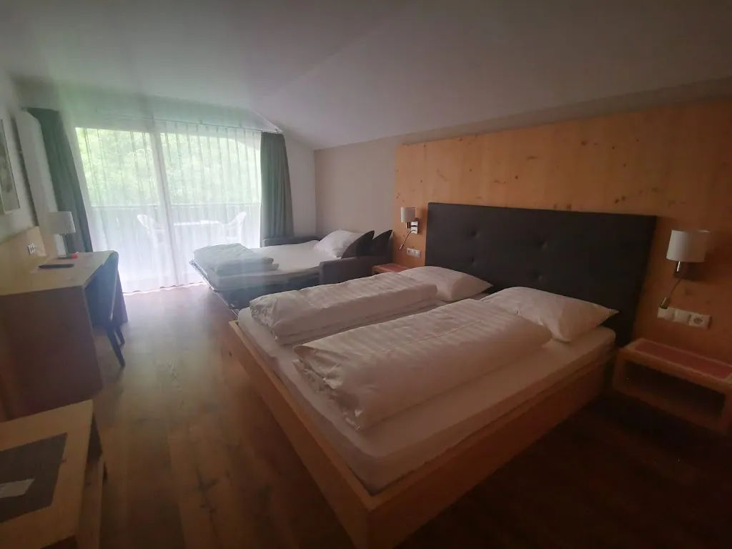 Jozef Repčák_Gasthof Lamm_Malles Venosta_review