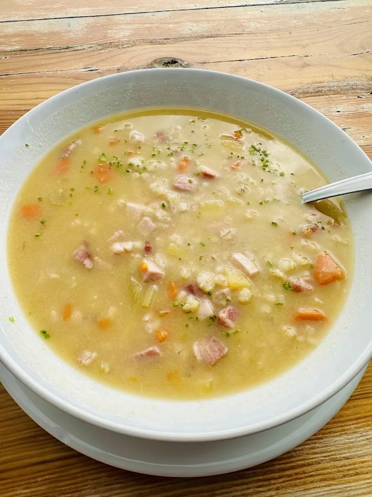 Magdalena Claussen_Planeiler Alm/Furgles Alm_Malles Venosta_review