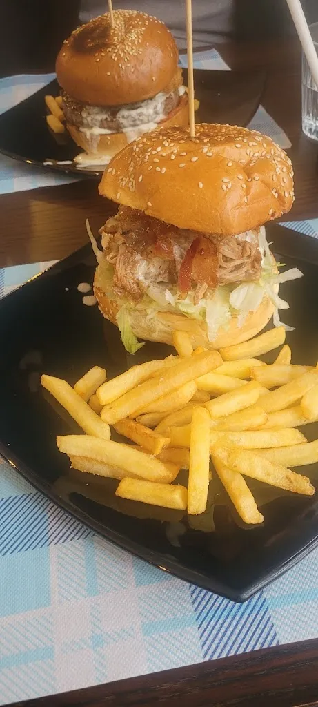 Andrea Pontalti_CROWN_Mezzocorona_review