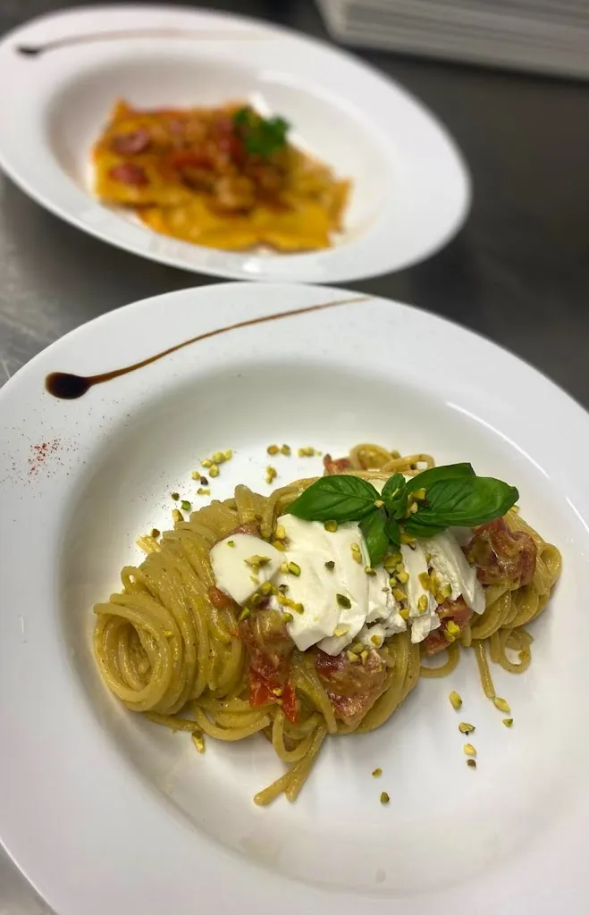 Ristorante Pizzeria Mana_Mezzolombardo_slider_image_2