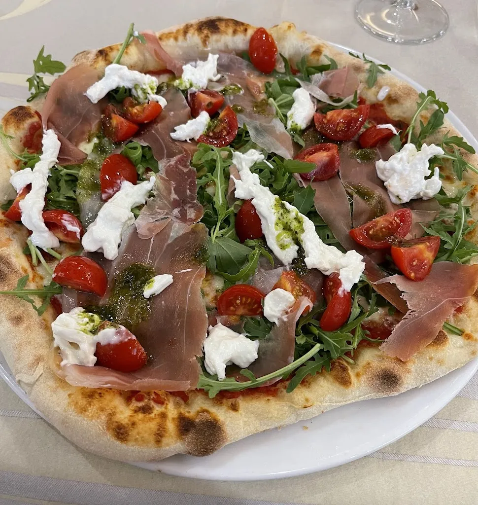 Ristorante Pizzeria Mana_Mezzolombardo_slider_image_3