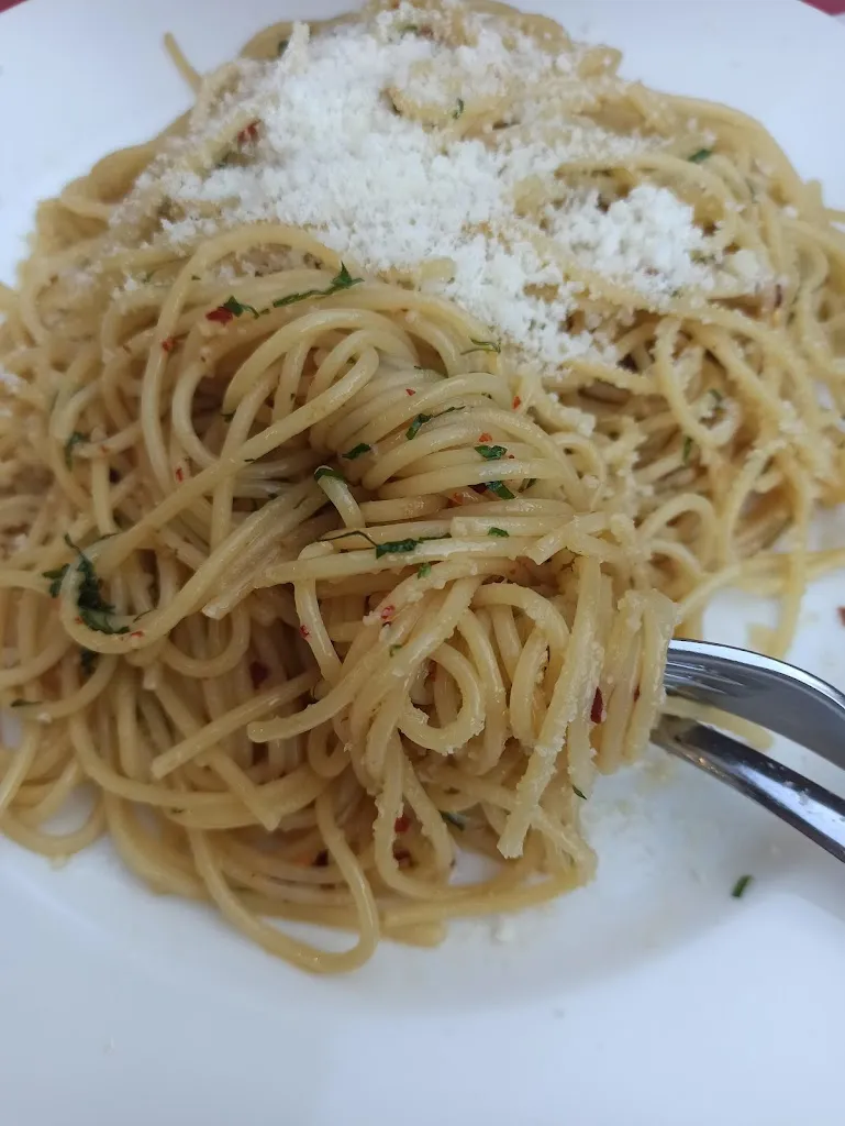 Anna Łęczyńska_Pizzeria Roma Di Sinhg Arjan - Ristorante indiano_Mezzolombardo_review