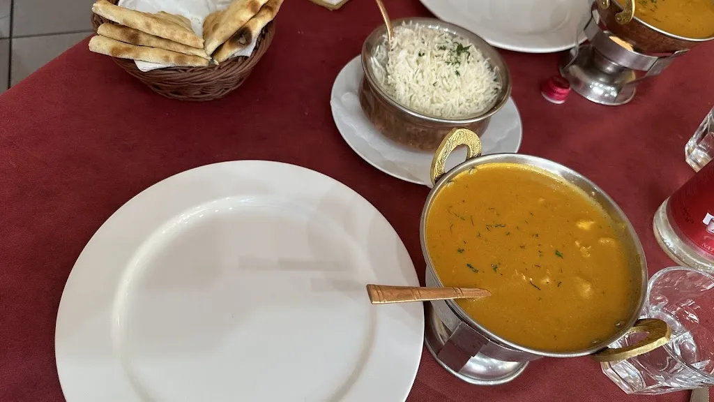 Pizzeria Roma Di Sinhg Arjan - Ristorante indiano_Mezzolombardo_slider_image_3