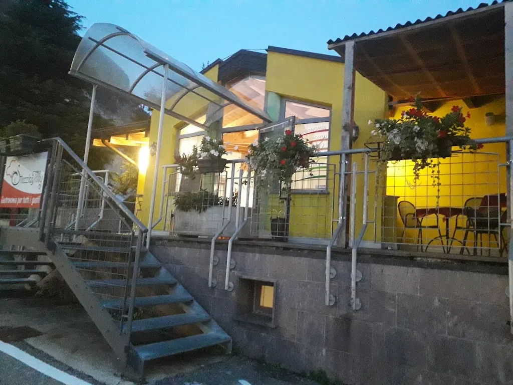 Lo Stuzzicatilly - Tavola Calda_Mezzolombardo_slider_image_3