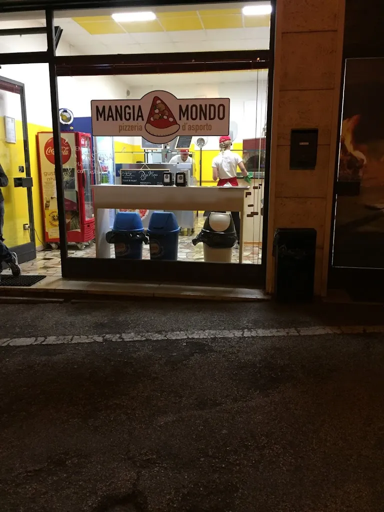 Mangiamondo Snc_Mezzolombardo_slider_image_3