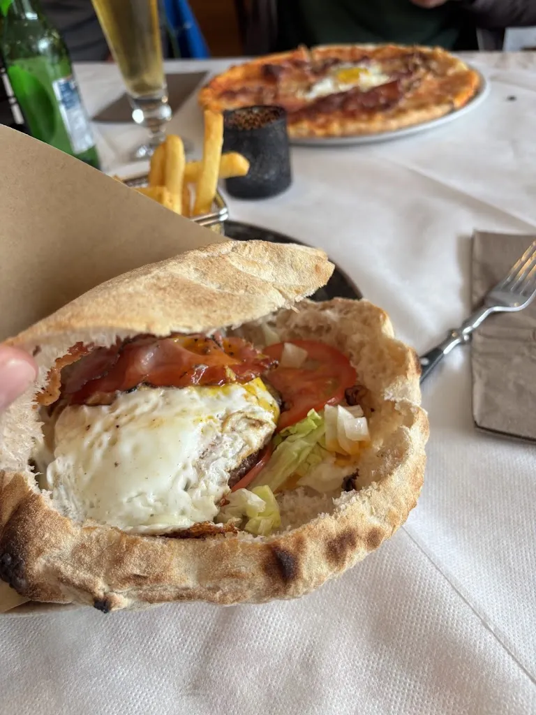 Vida Nemiga_NoLé Pizzeria Restaurant_Monguelfo_review