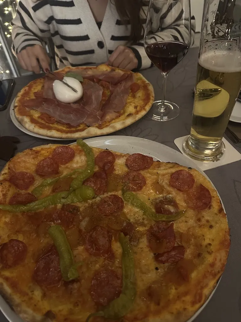 Watchara D_NoLé Pizzeria Restaurant_Monguelfo_review